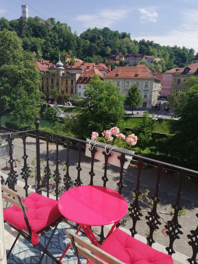 Codelli Deluxe Fresco City Centre App With Balcony Ljubljana Exterior foto
